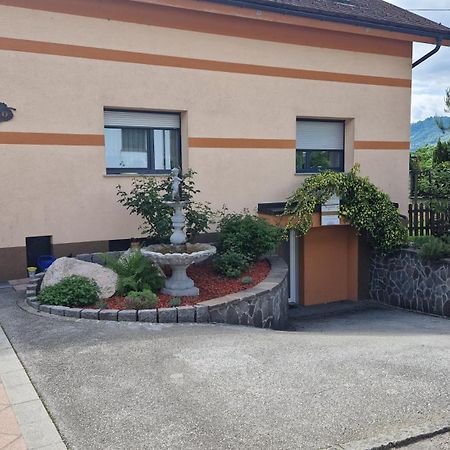 Hisa Bizjak Kranj városi község Kültér fotó