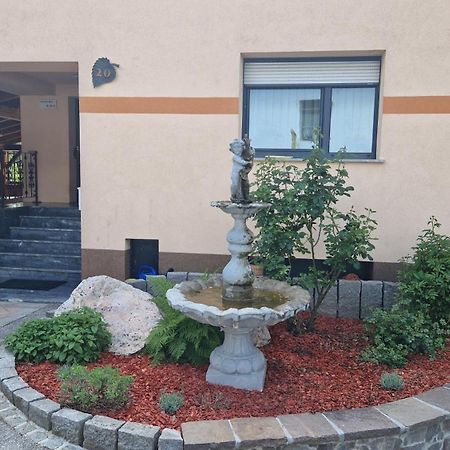Hisa Bizjak Kranj városi község Kültér fotó