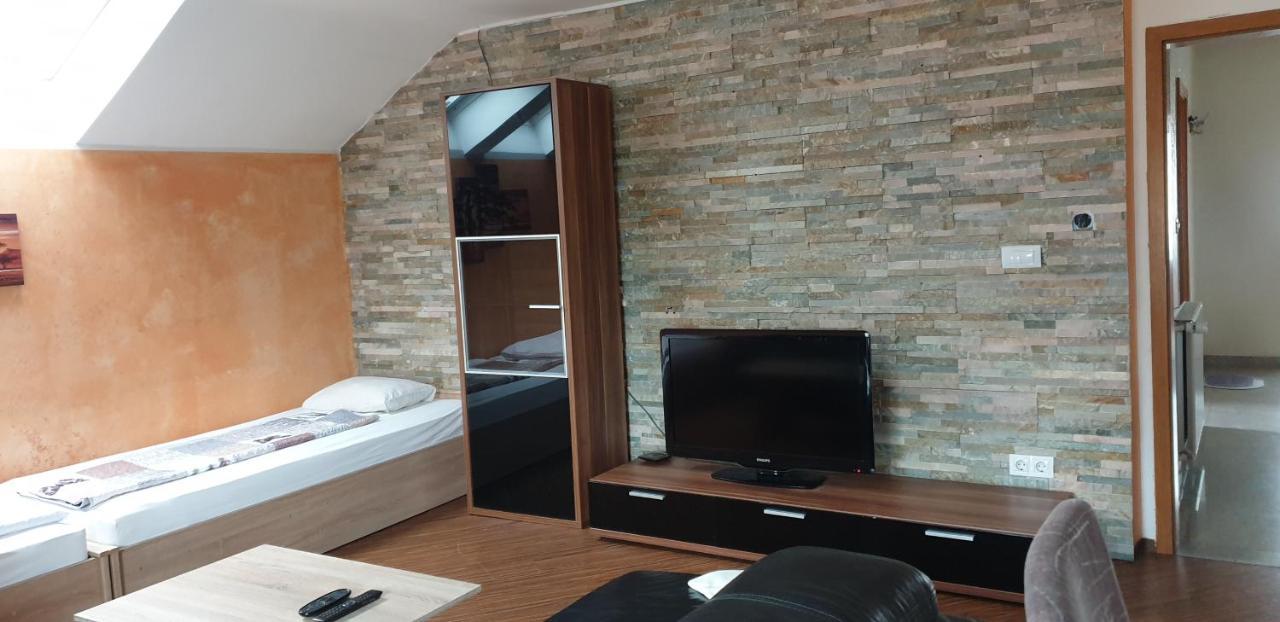 Hisa Bizjak Kranj városi község Kültér fotó