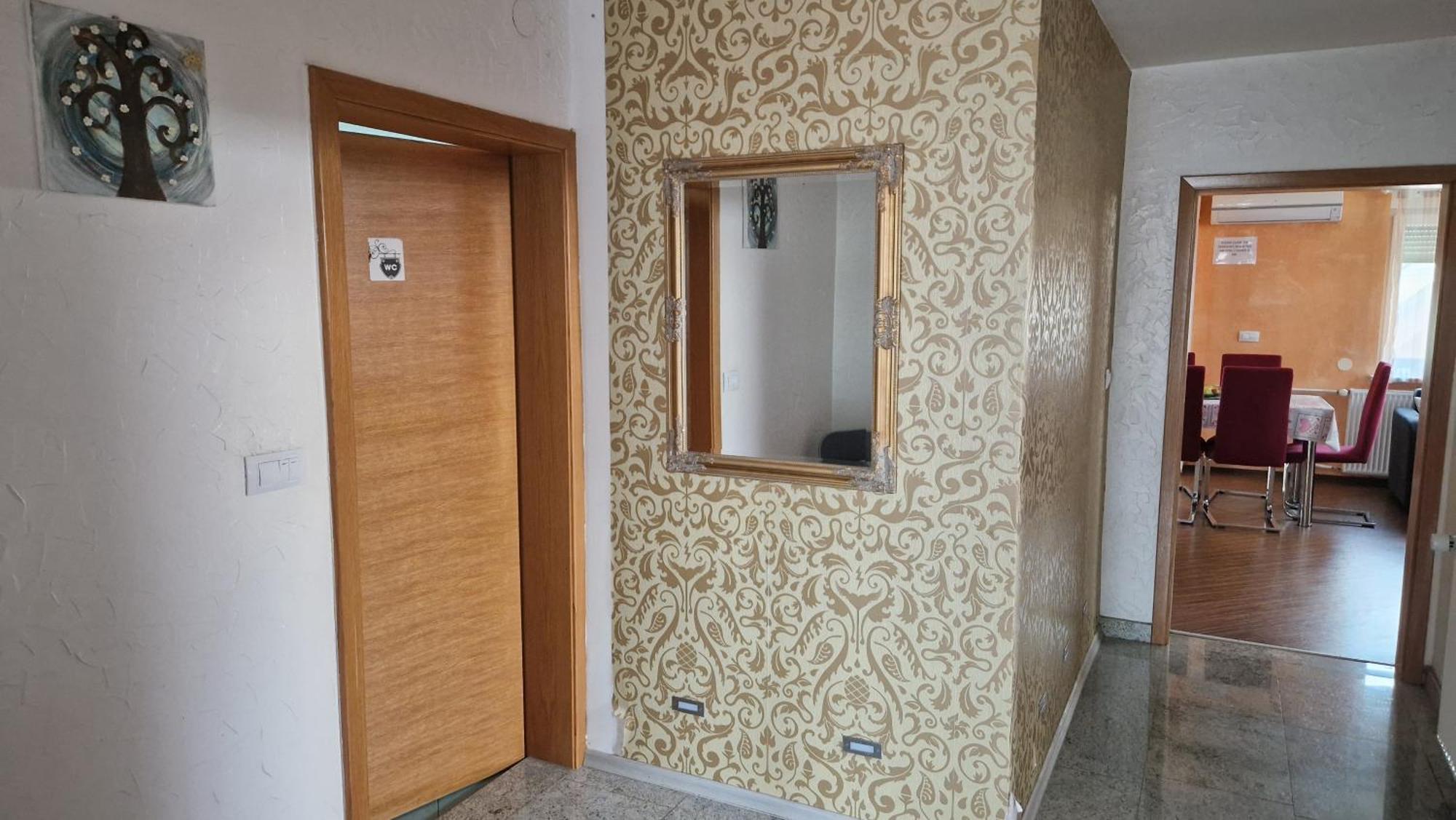 Hisa Bizjak Kranj városi község Kültér fotó